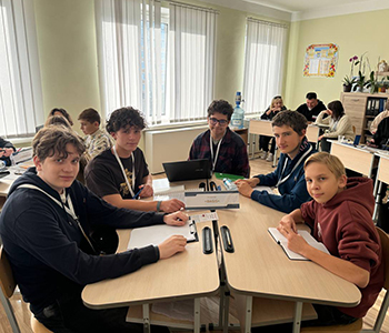 Київ "Базис"